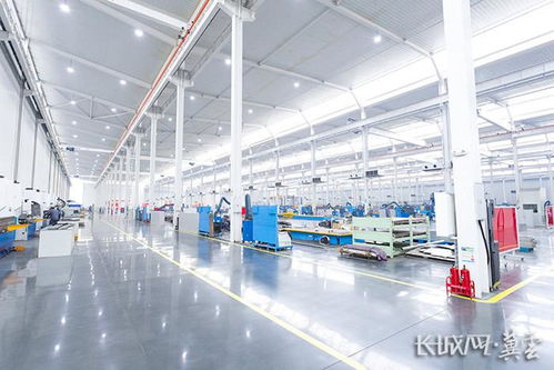 共享工廠(chǎng)里的機(jī)器人總動(dòng)員 信息技術(shù)咨詢(xún)服務(wù)引領(lǐng)智能生產(chǎn)變革